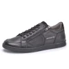 Baskets noires DISTRAIT