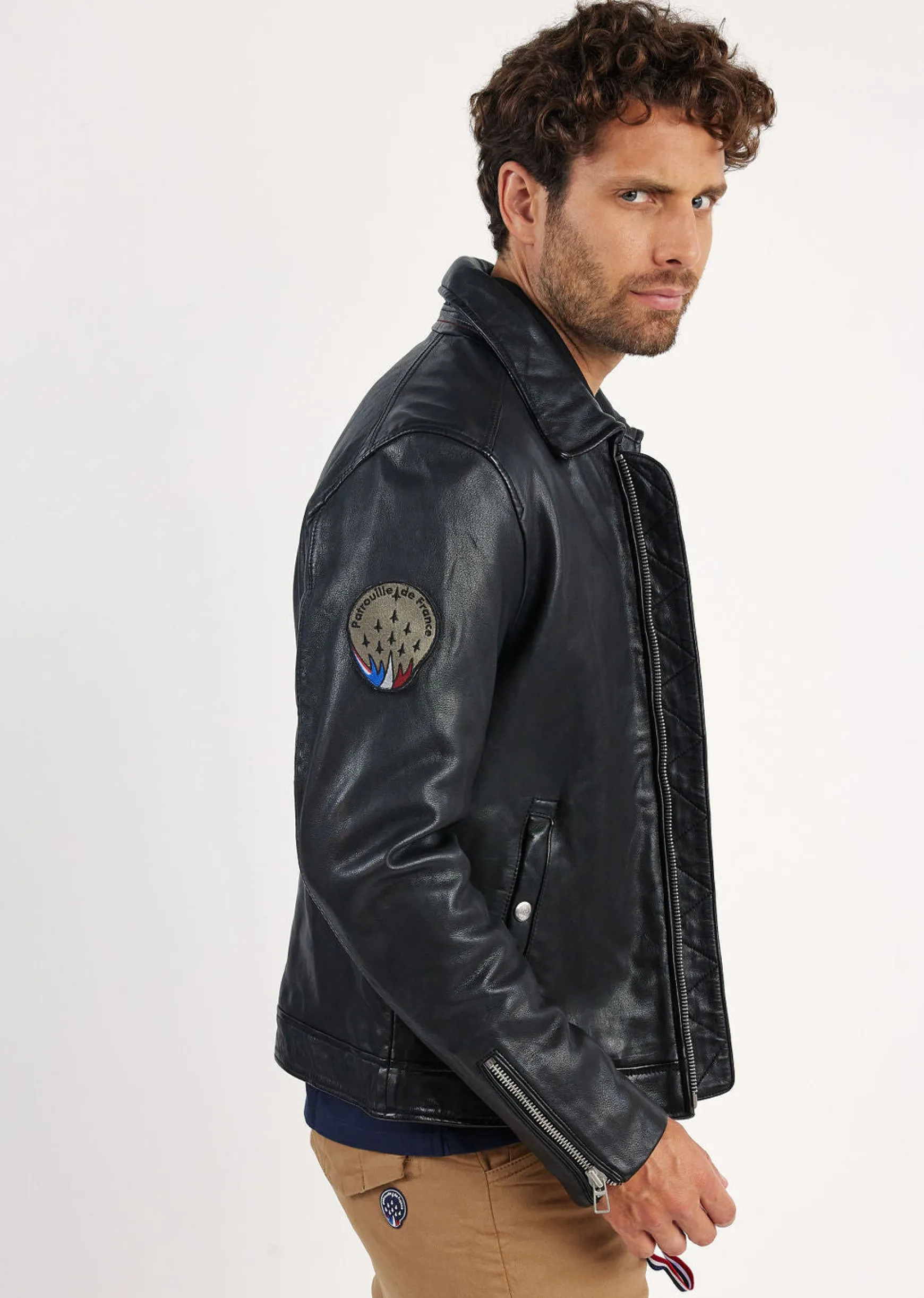 Cuir noir JAEGGER ALPHA