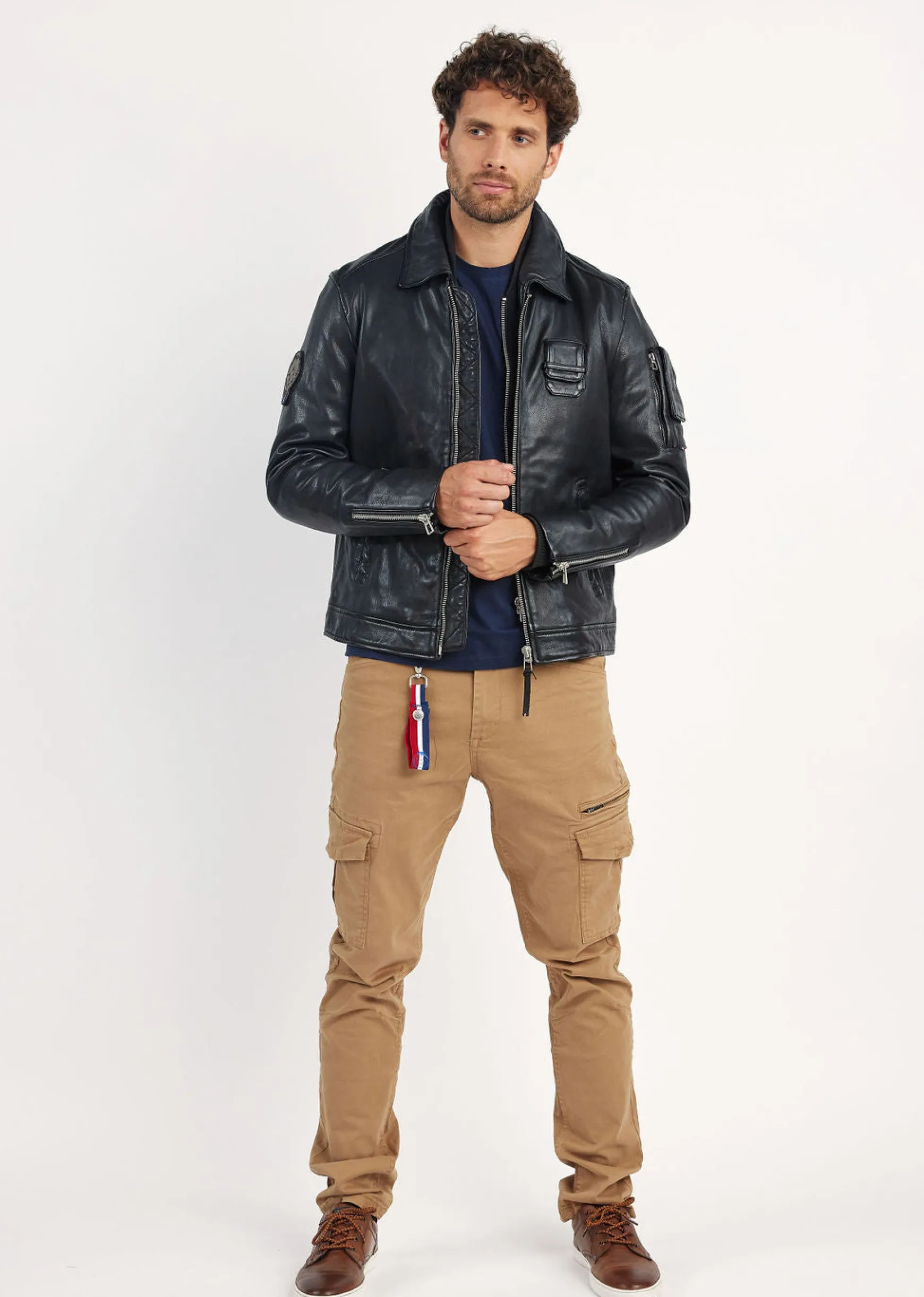 Cuir noir JAEGGER ALPHA