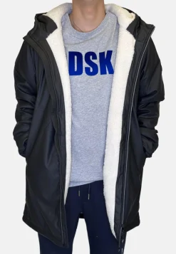 Parka lake noire