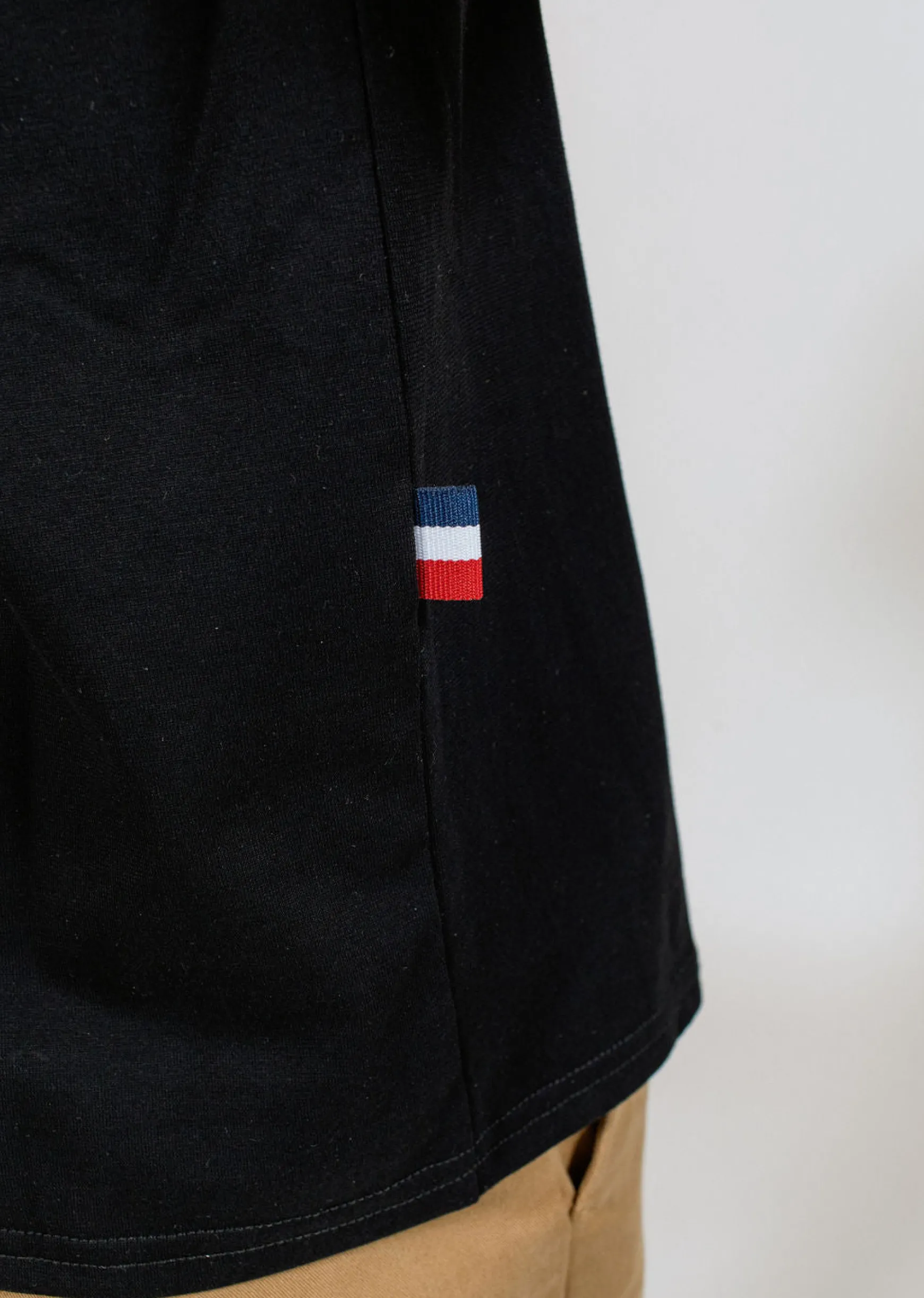 T-shirt noir COMPASS TRIM